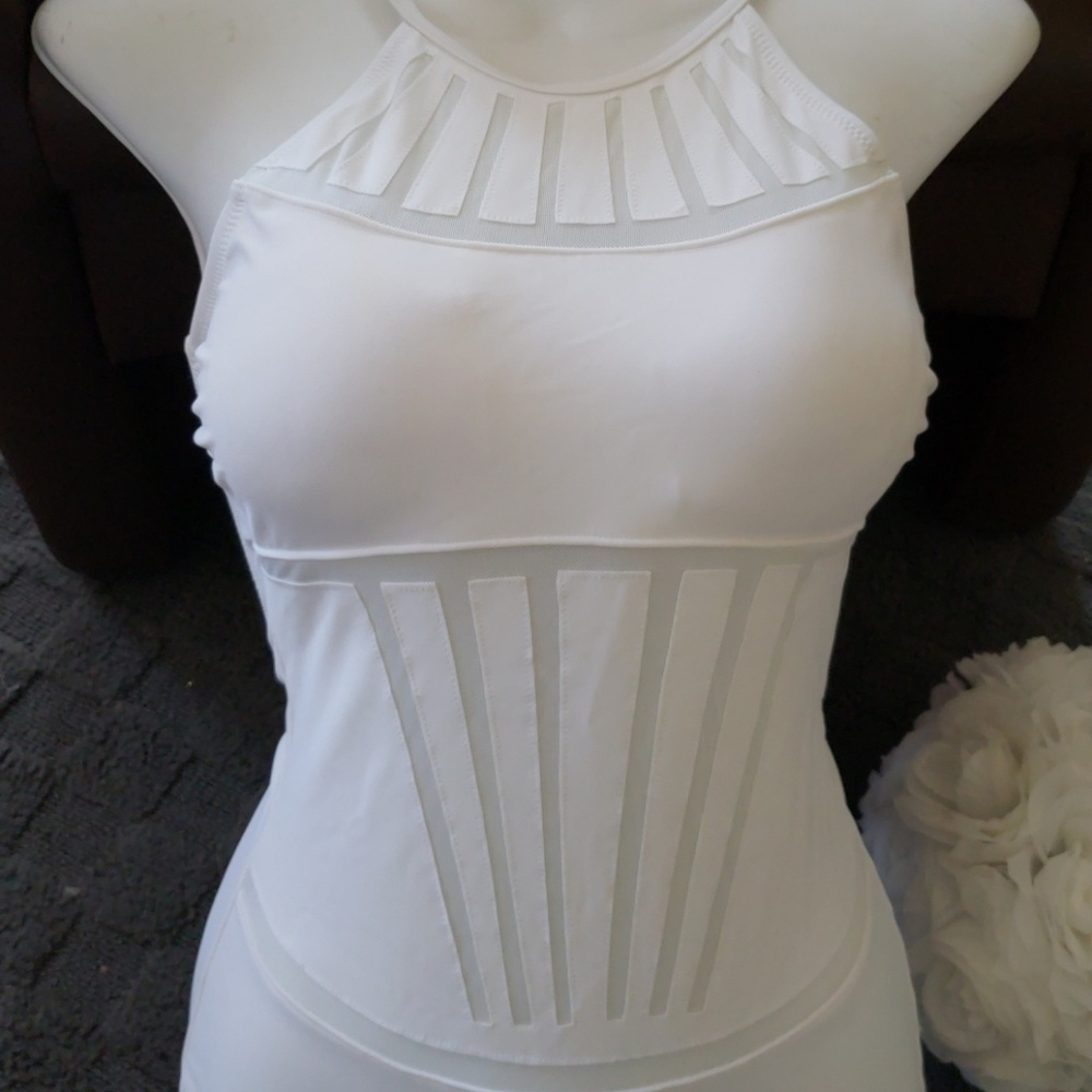 Bathing suit - Picture 2 of 3